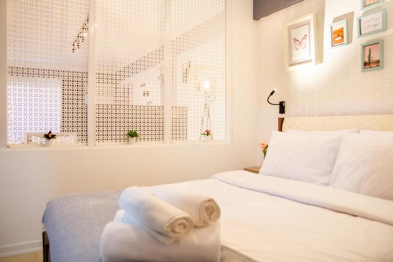 Amazing Flat Near The Coast With A Delightful Shared Terrace Close To Public Transportation In Karsiyaka Izmir Exterior foto